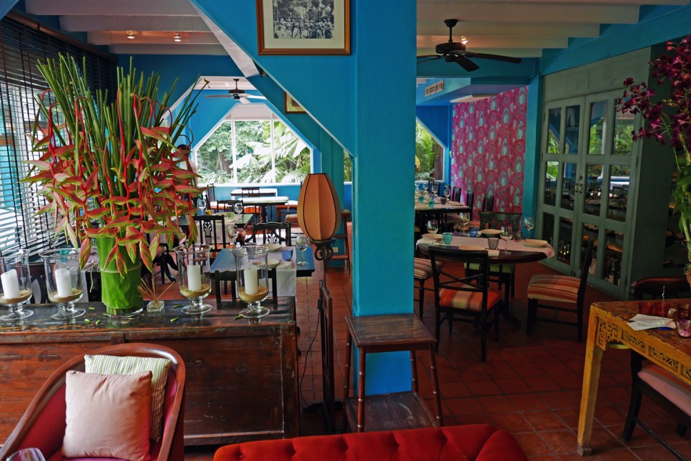 Issaya Siamese club , bangkok