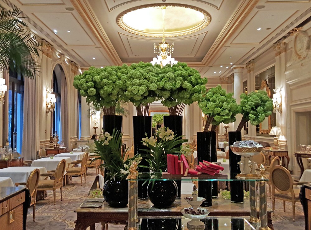 Le Cinq , George V , Paris