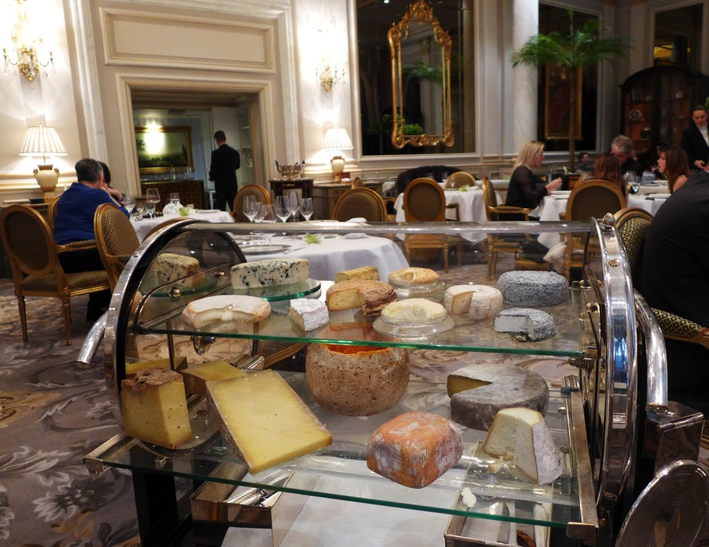 Le Cinq , George V , Paris