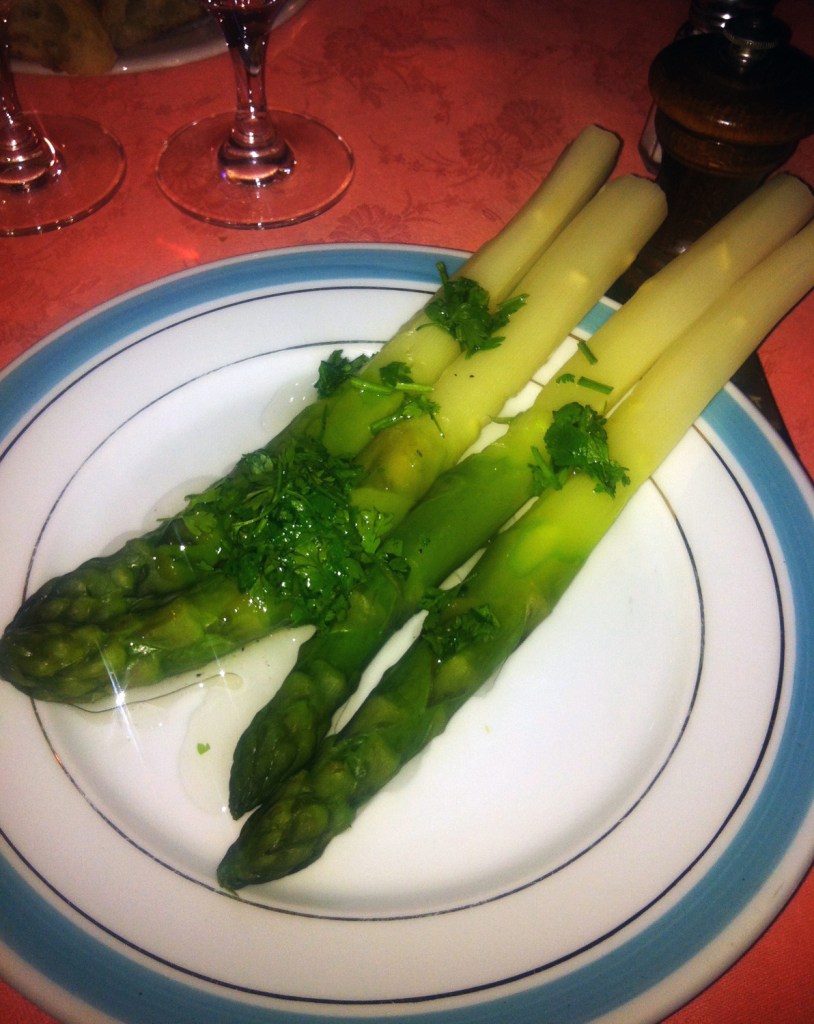 asparagus-at-chez-lami-louis