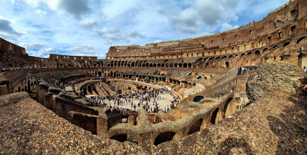 BEST IN ROME COLOSSEUM